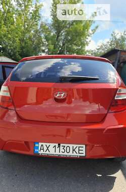 Хэтчбек Hyundai i30 2010 в Харькове