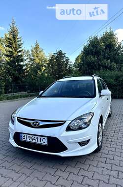 Универсал Hyundai i30 2010 в Миргороде