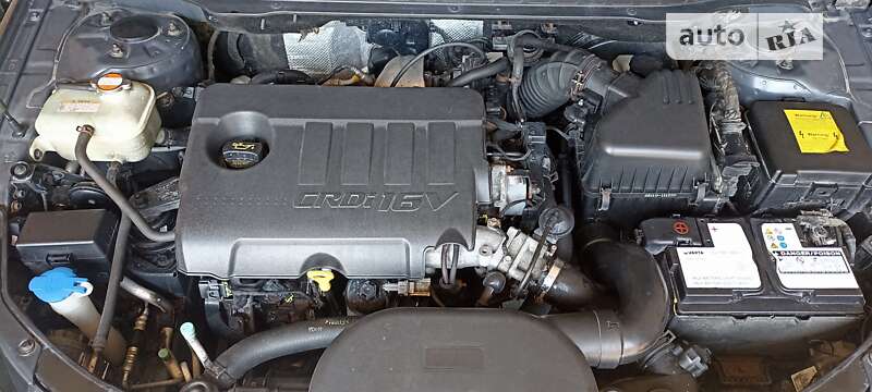 Хетчбек Hyundai i30 2010 в Українці