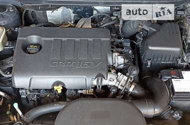 Хэтчбек Hyundai i30 2010 в 
