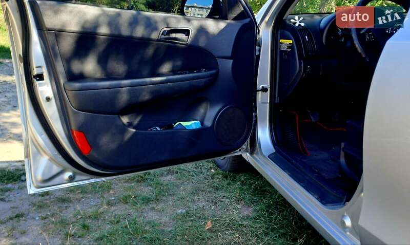 Универсал Hyundai i30 2009 в Мироновке