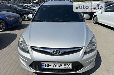 Универсал Hyundai i30 2010 в Николаеве