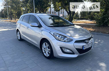 Универсал Hyundai i30 2014 в Буковеле