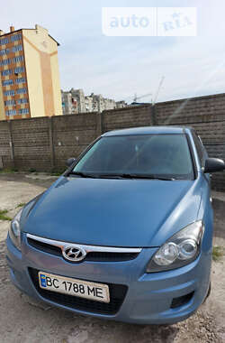 Хэтчбек Hyundai i30 2009 в Червонограде