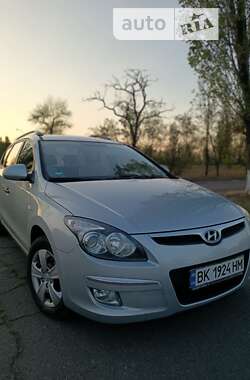 Універсал Hyundai i30 2009 в Кам'янському