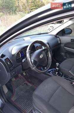 Универсал Hyundai i30 2010 в 