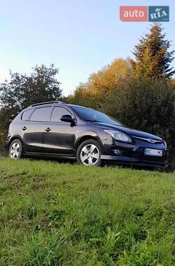 Универсал Hyundai i30 2010 в 