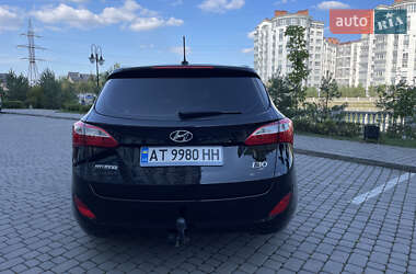 Универсал Hyundai i30 2015 в Ивано-Франковске