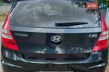 Хэтчбек Hyundai i30 2009 в Тараще