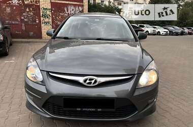 Універсал Hyundai i30 2011 в Одесі