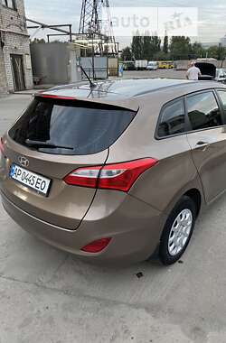 Универсал Hyundai i30 2013 в Запорожье