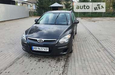 Хэтчбек Hyundai i30 2009 в Хмельнике