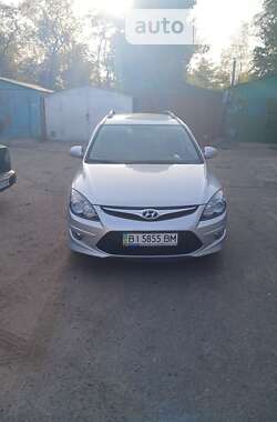 Универсал Hyundai i30 2012 в Кременчуге