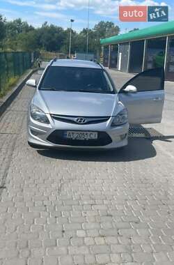 Универсал Hyundai i30 2012 в Бориславе