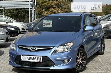 Хэтчбек Hyundai i30 2011 в Кривом Роге