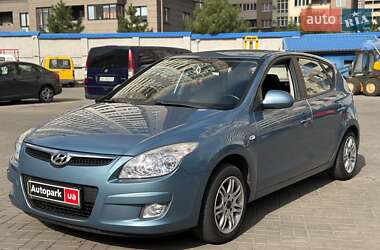 Хэтчбек Hyundai i30 2008 в Одессе