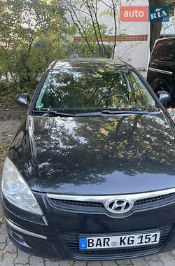 Универсал Hyundai i30 2010 в Харькове