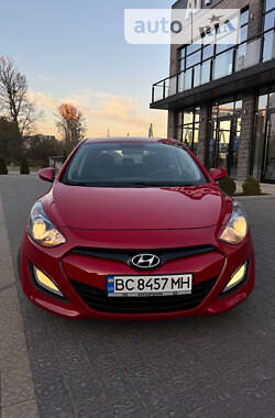 Хэтчбек Hyundai i30 2012 в Ивано-Франковске