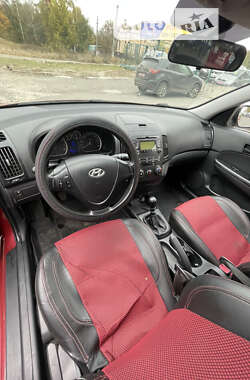 Хэтчбек Hyundai i30 2008 в Сумах