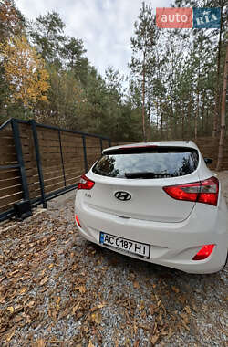 Хэтчбек Hyundai i30 2014 в Луцке