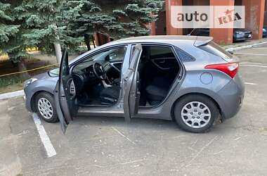 Хэтчбек Hyundai i30 2012 в Киеве