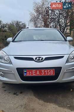 Універсал Hyundai i30 2008 в Полтаві