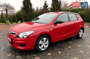 Хэтчбек Hyundai i30 2009 в Житомире