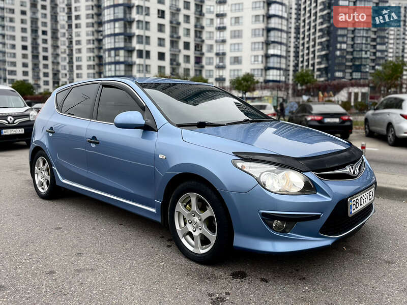 Hyundai i30 2011