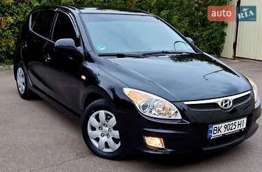 Хетчбек Hyundai i30 2008 в Пісочині