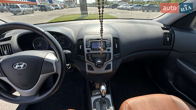 Хетчбек Hyundai i30 2009 в Луцьку