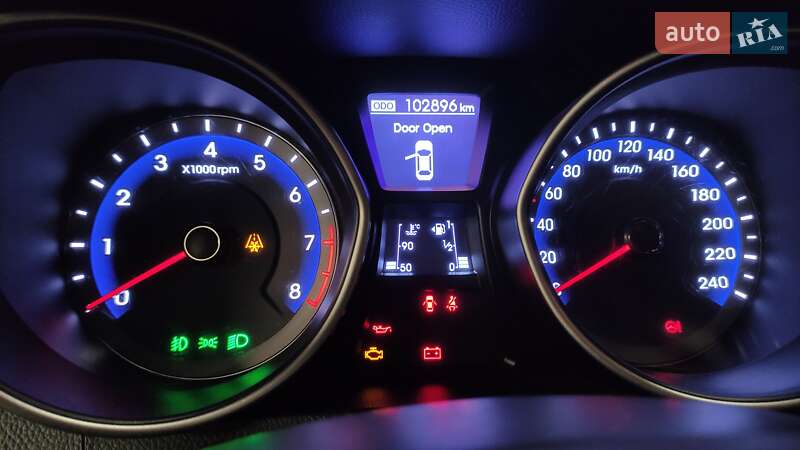 Хэтчбек Hyundai i30 2013 в Львове