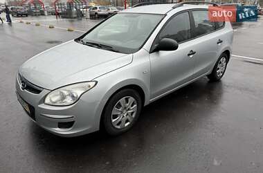 Універсал Hyundai i30 2008 в Сновську