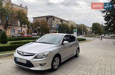 Хэтчбек Hyundai i30 2011 в Запорожье