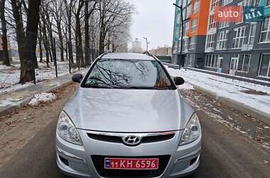 Универсал Hyundai i30 2008 в Чернигове