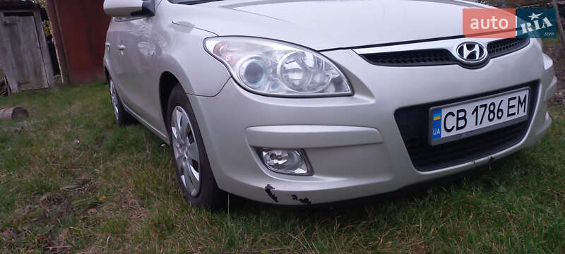 Хетчбек Hyundai i30 2007 в Мені