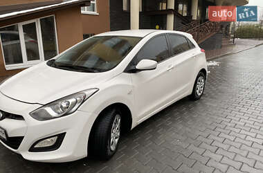 Хетчбек Hyundai i30 2013 в Києві