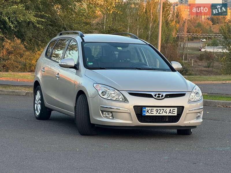 Универсал Hyundai i30 2008 в Кривом Роге