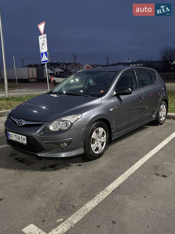 Hyundai i30 2010