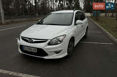 Універсал Hyundai i30 2010 в Бучі