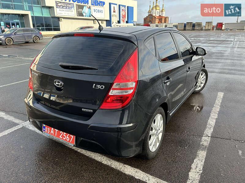 Хетчбек Hyundai i30 2011 в Ковелі