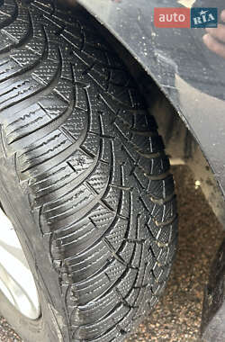 Хэтчбек Hyundai i30 2011 в 