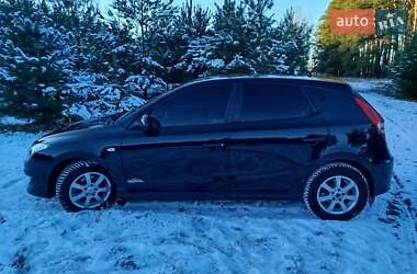 Хетчбек Hyundai i30 2009 в Котельві