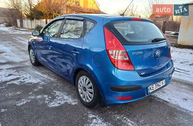 Хетчбек Hyundai i30 2008 в Кам'янському