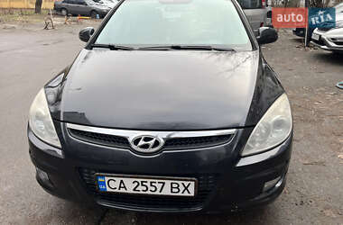 Хэтчбек Hyundai i30 2008 в Киеве