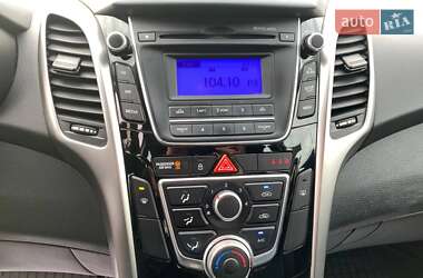 Хэтчбек Hyundai i30 2012 в Виннице