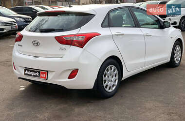 Хэтчбек Hyundai i30 2012 в Виннице