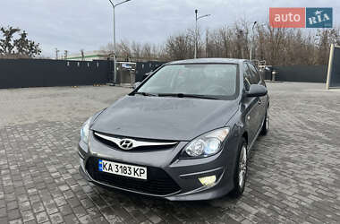 Хетчбек Hyundai i30 2010 в Києві