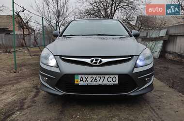 Хетчбек Hyundai i30 2011 в Харкові