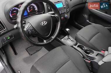 Хетчбек Hyundai i30 2011 в Харкові