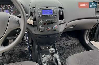 Хэтчбек Hyundai i30 2009 в Киеве